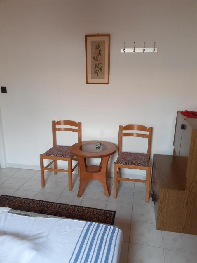 Anna Vendeghaz Hotel Balatonakali Bagian luar foto