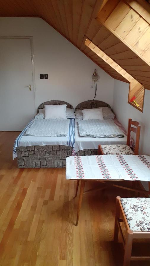 Anna Vendeghaz Hotel Balatonakali Bagian luar foto