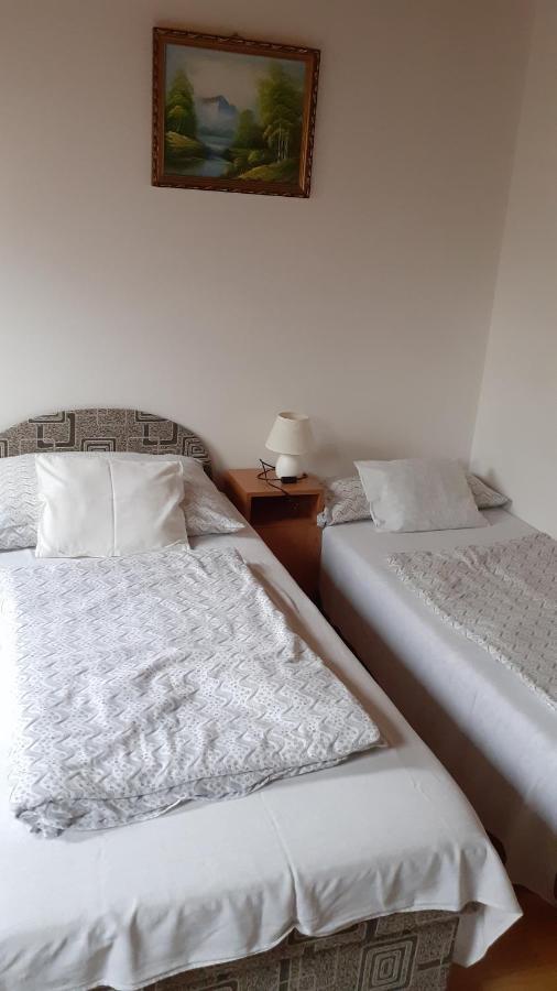 Anna Vendeghaz Hotel Balatonakali Bagian luar foto